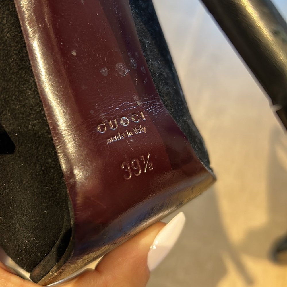 Gucci suede heels used size 39 1/2 - Picture 7 of 7